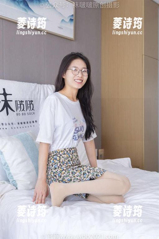 BoBoSocks袜啵啵 - 周周的叠穿秘籍：一层油亮，一层厚肉，谁说丝袜不能玩出新花样？