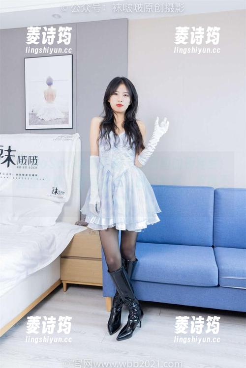 BoBoSocks袜啵啵 - 甜甜圈的板鞋梦：原图合集，时而无心，时而刻意，捉摸不透。