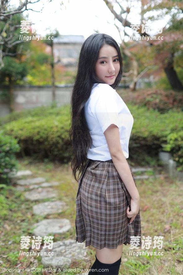 MFStar模范学院 - 蒋小静Jessica的最新眼镜套图，我只想说，被这副眼镜迷住了，有点难从中抽离！