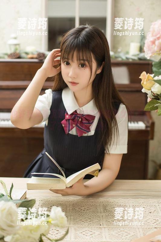 也许我又要沉迷于喵糖映画的兔女郎美图了？呼不要管我！