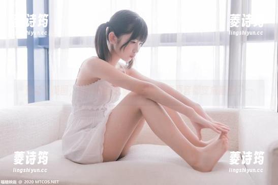 更新了美图，喵糖映画的俏皮制服，我声音都变成猫腔了…
