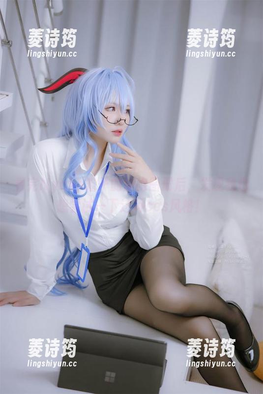 Nyako喵子 看完Nyako喵子的旗袍图册后,发现我也想尝试一下这种cos风格!