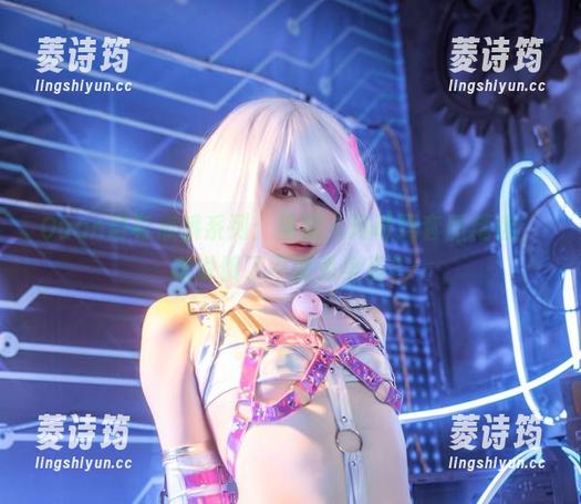 Quan冉有点饿系列：电锯人玛奇玛套图精选，谁说饿了不能秀身姿？