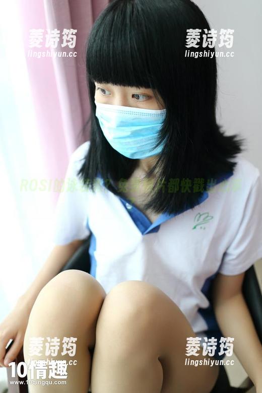 ROSI的泳装秀？免费照片都快戳出心事了