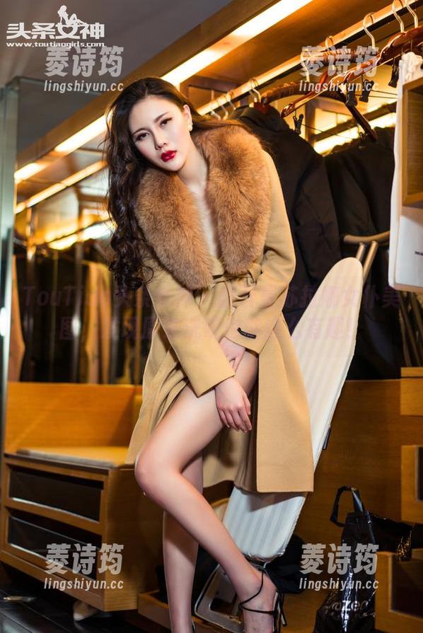 TouTiao头条女神 - 翻开曼苏拉娜女仆美图，发现原来洗碗也能这么有趣！
