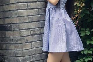 TouTiao头条女神 - 私拍界里的美图星，莫晓希的腿让我想多了～