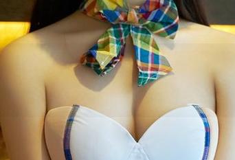 TuiGirl推女郎 - 纵然琐事再多，杨伊的睡衣写真让我只有一个念头：再懒一天！