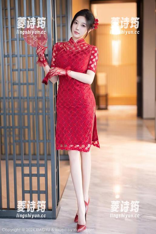 XIAOYU语画界 - 泳池旁的Chery绯月樱，图包里的每一张都能让你想多喝几口水。