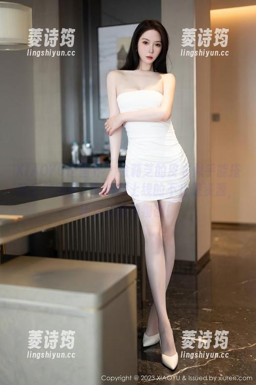 XIAOYU语画界 - 徐莉芝的皮衣似乎能搭配任何场合，让档期上线的不止是资源，还有我的购物欲！