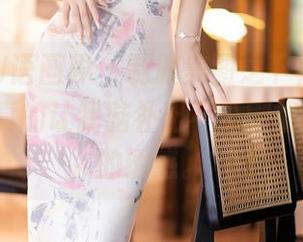 XIAOYU语画界 - 制服美图之下，玥儿玥er的私拍真的让我脑补出不少剧情，谜一样的诱惑。