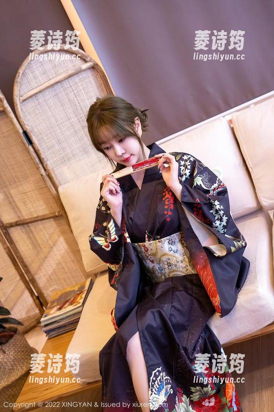 XINGYAN星颜社 - 看王婉悠Queen穿泳衣写真，仿佛进入了另一种“水”的境界