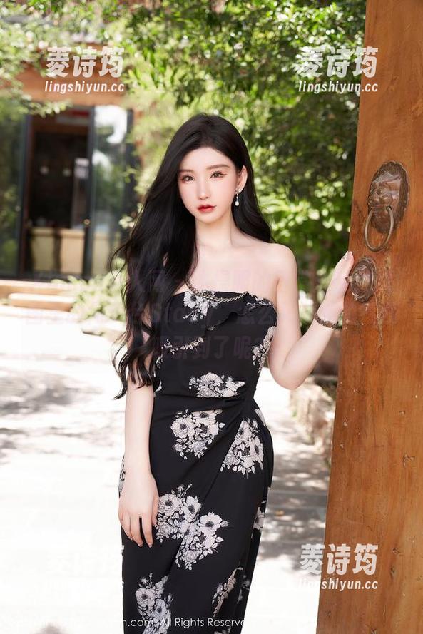 Xiuren秀人网 - 体操服的日常：私拍原图里的何梦兮Stacy，怎么又被她的气质吸引到了呢？