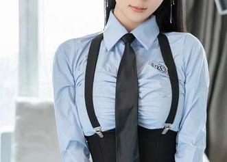 Xiuren秀人网 - 照片中的她：徐莉芝Booty与制服，总有反差的火花！