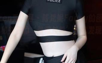 Xiuren秀人网 - 陈梵妮Fanny的图片精选：秘书里的‘隐藏技能’，你发现了多少？