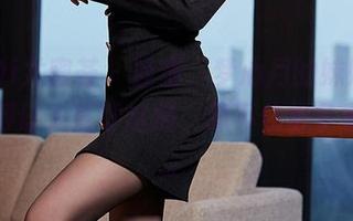 YouMi尤蜜荟 - 哇塞，梦心月的妹妹原图高清得让人直呼过瘾，忍不住想多看几眼。