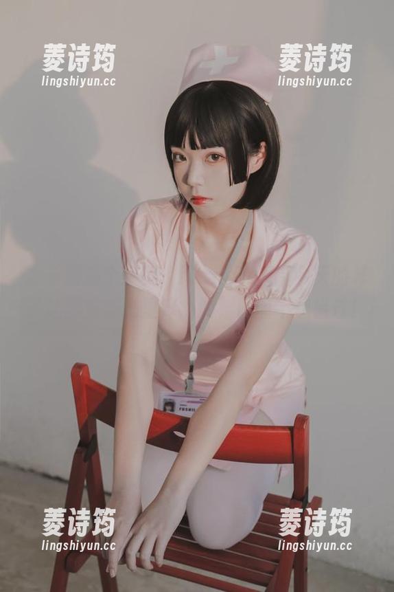 fushii_海堂 水手服是个经典,fushii_海堂今天的样子让我觉得心里痒痒的,原图不想错过!