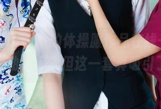 丽柜 - yuleba的体操服作品在线–我不是个爱运动的人，但这一套真吸引了我。