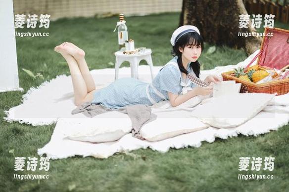 原图闪现，依依超级懒在浴缸里的鮣水上芭蕾鮣，哦不，是资源如雨落下