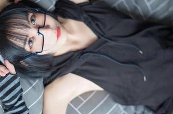 在浴缸里，一泡幸福！兔玩映画最新资源，让你联想百出