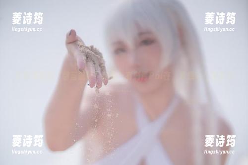 石破天惊的“碧蓝航线”化身，有刺青Poi在，真想宅在画面里……