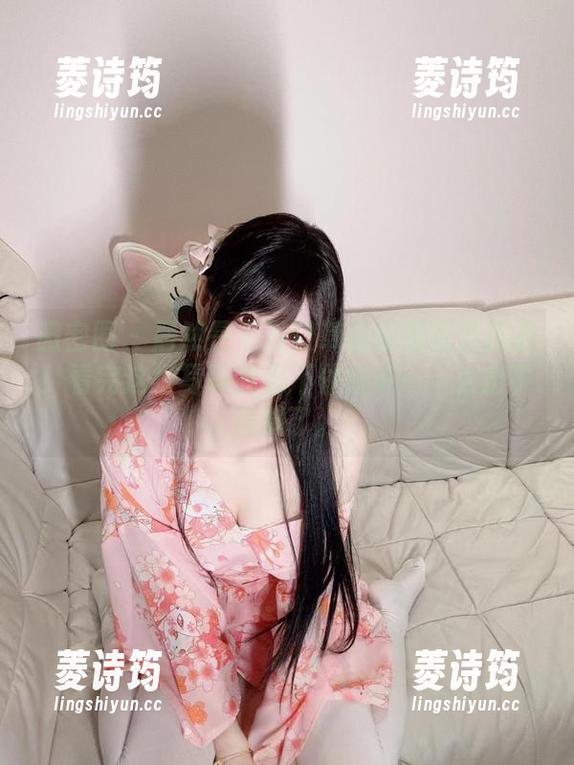 十万口草莓粥粥 微密圈 - 居然是十万口草莓粥粥在穿皮衣!看完这组写真我忍不住想说……太出乎意料了。
