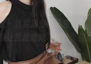 小众视觉 - 这组彤彤的黑白套图，光影交错，真的让我想给她写首诗，但我不会…