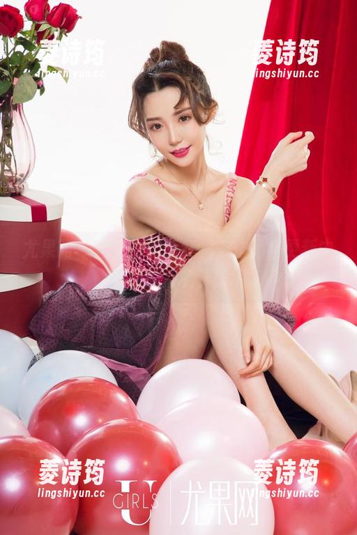 尤果网 - 周妍希的新红裙，作品集更新中，有点期待的样子呢。