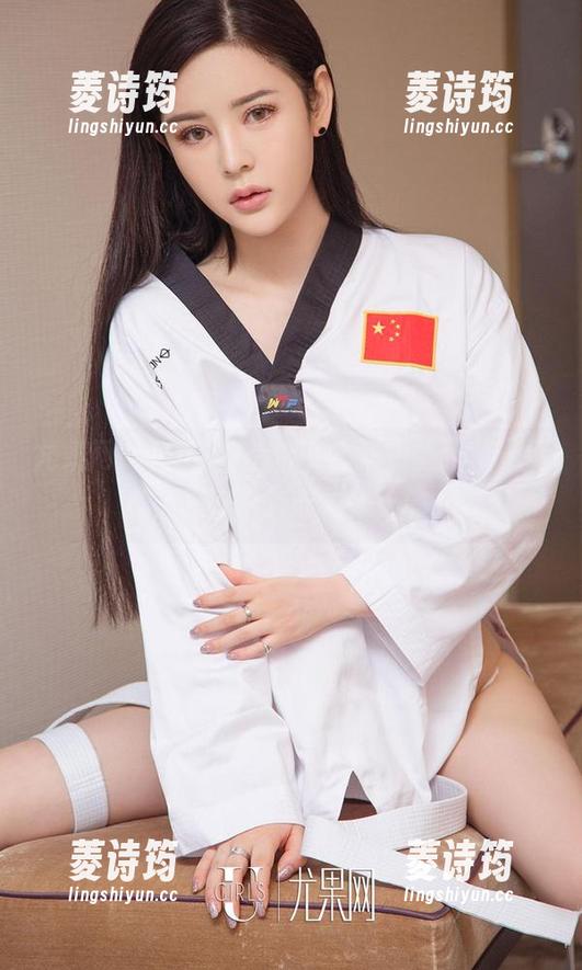 尤果网 - 宫艺风格的JK合集，壁纸就像零食，吃一口还想再来一嘴！