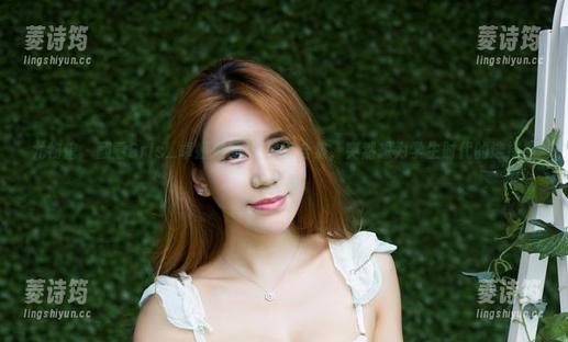 尤物馆 - 翻看Cris_卓娅祺的JK美图合集，突然想为学生时代的选择重新审视。