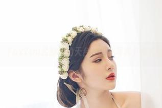 尤物馆 - FoxYini孟狐狸的天台：谁说写真只能在地面拍？