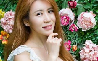 尤物馆 - 分享俞公主的女友写真集，我猜你会想“这才是真爱吧？”