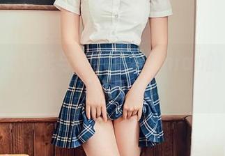 在哪里见过光与年？年年Nnian的写真总让人回眸