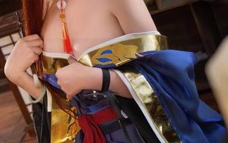 年年Nnian的写真集，暖暖的那一抹色彩真的很吸引人