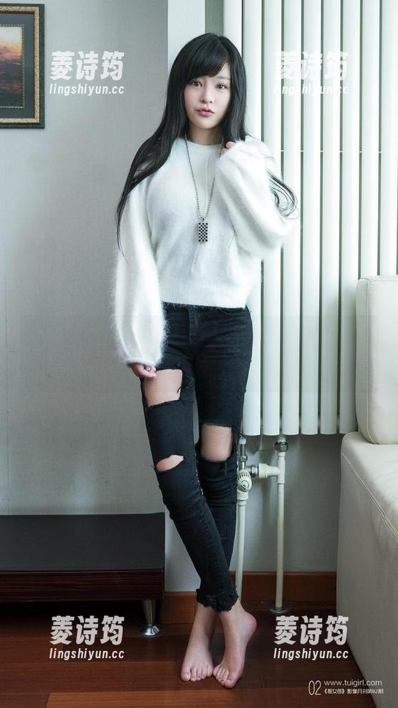 推女郎 - 更新！黄可的网袜图集，把你的视线捕捉住！
