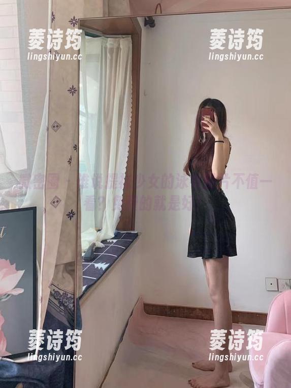 提袜少女 微密圈 - 谁说提袜少女的泳衣图片不值一看?免费的就是好!