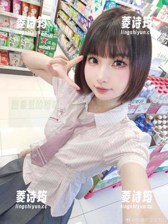 图集里的橙喵：偷偷抓拍的妹妹秒杀整条街！