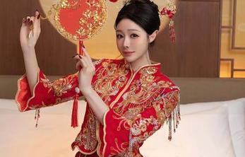 秀人网 - 七七kiko的镂空写真集：就像美丽的窗户，看透又不全透