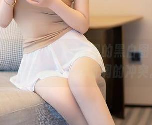 秀人网 - 下载这份爱酱里的黑白图包，给你的一天增添一点低调的冲突。