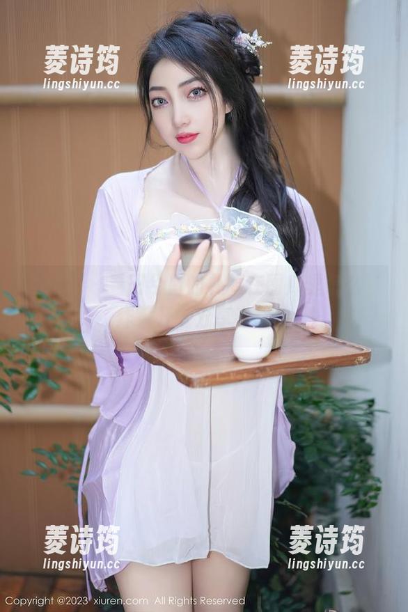秀人网-田兮白 秀人网 - 看田兮白的礼服在图库里怎么‘炸’开,分享有风险