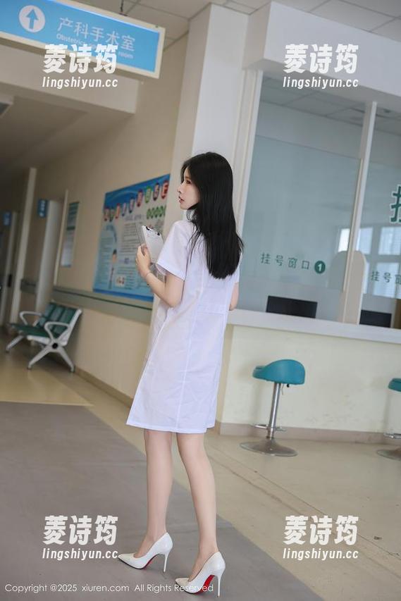 秀人网-艺轩 秀人网 - 白丝大学:艺轩的最新套图入学指南,学什么都得像这样!