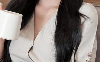 秀人网 - 谁说黑白不能有色？袁圆的作品在网盘里等你来品鉴。