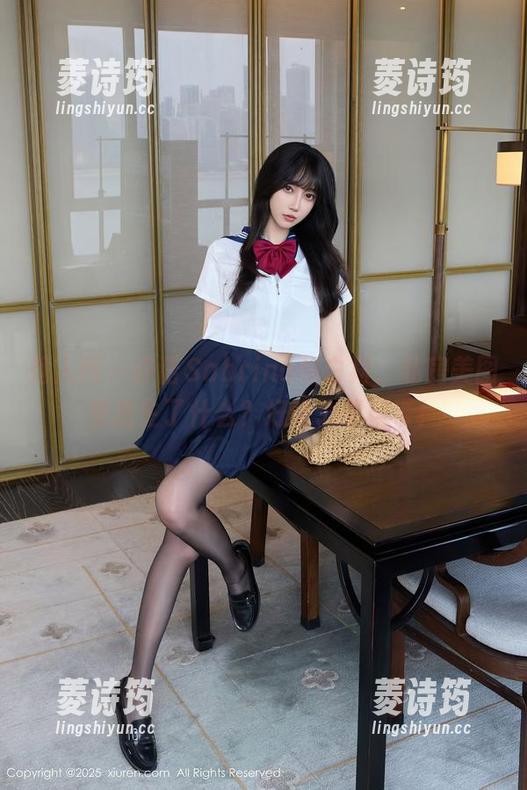 秀人网-许诺Sabrina 秀人网 - 许诺Sabrina和白裙,私房美图里发生了什么?好奇心请自带!