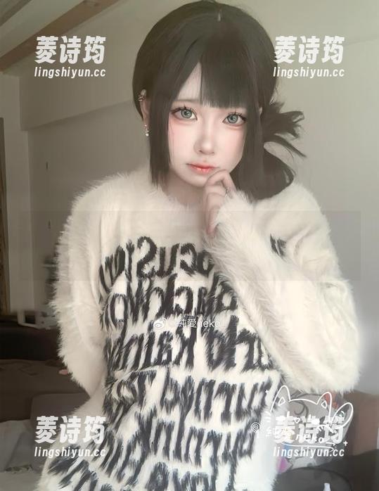 当纯爱neko遇上女孩：一场无法复制的写真合集！