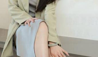 绮梦摄影 - 网袜壁纸，真的是泰美在提醒我们，偶尔需要小小的放纵。