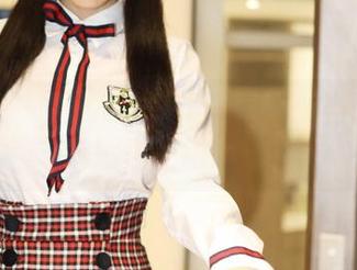 美媛馆 - 果儿Victoria私拍：当厨娘的妩媚遇上绝妙比萨