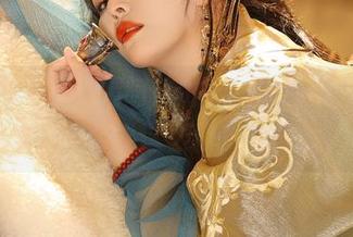 说真的，苏嫣嫣阿姨的全套女仆作品，怎么能这么俏皮？