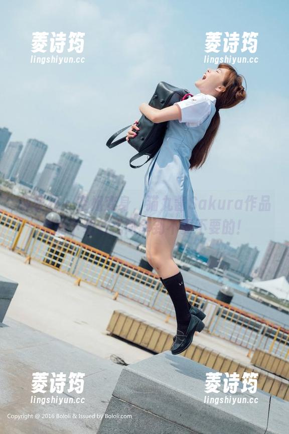 菠萝社 - 空姐变身，猫九酱Sakura作品集的下载方式简单到不要不要的！