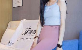 袜啵啵 - 小甜豆OL装写真：穿得那么好，我差点以为在看时装周。