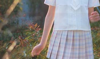 西瓜少女的穹妹写真集，让我想问，她的这些pose是怎么想出来的呢？
