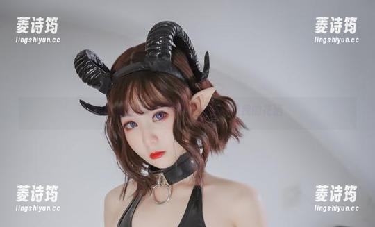 浴室里的青水百合子：网盘就是我的花洒